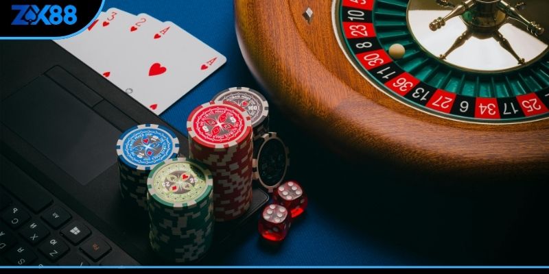 Hệ thống duy trì vận hành linh hoạt, kết hợp con người và công nghệ